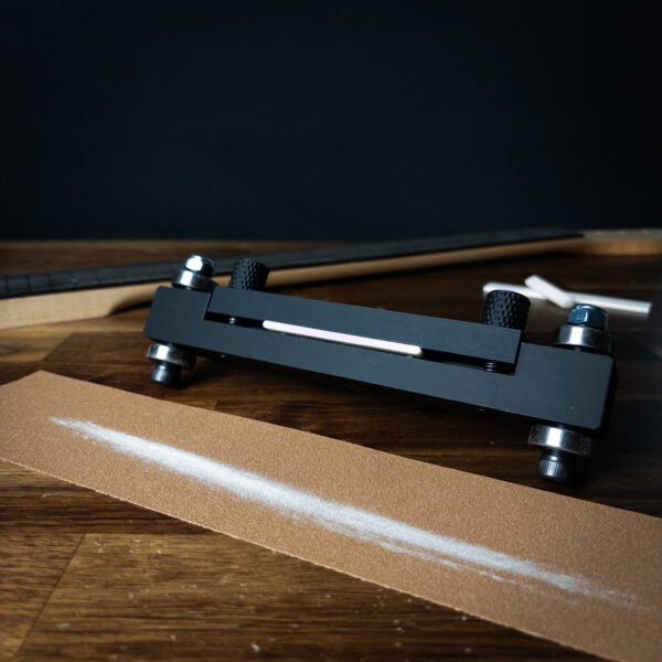 Nut & Saddle Sander - Image 4